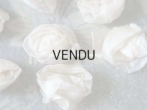 画像4: 1900年代 アンティーク シルクシフォンの薔薇のモチーフ 12〜13ピースのセット  (4)