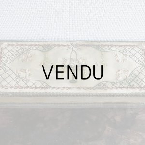 画像: 1900年代 アンティーク リボン刺繍の カルトナージュボックス　グローブ入れ 