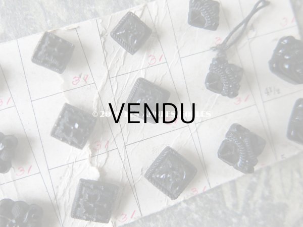 画像3: 1900年代 アンティーク 小さなボタンのサンプラー フレンチジェット  6〜9mm 20ピース (3)