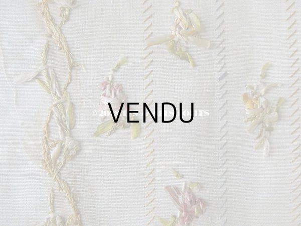 画像10: 19世紀 アンティーク 薔薇のリボン刺繍　ファブリック パネル (10)