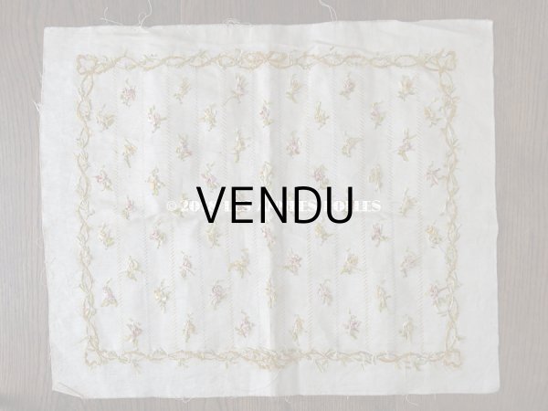 画像9: 19世紀 アンティーク 薔薇のリボン刺繍　ファブリック パネル (9)