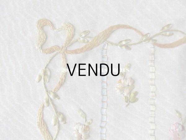画像6: 19世紀 アンティーク 薔薇のリボン刺繍　ファブリック パネル (6)