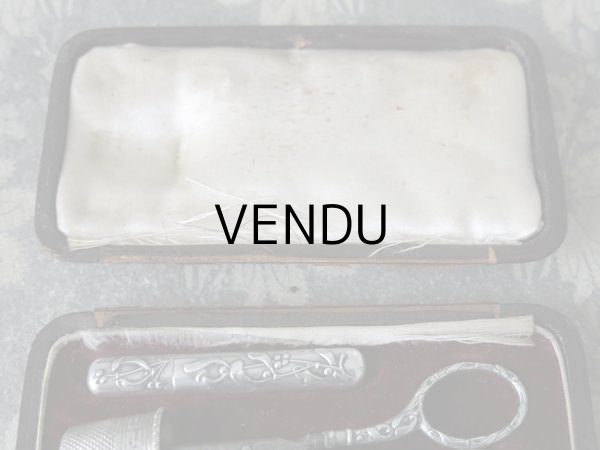 画像3: 1900年代 アンティーク シルバー製 ヤドリギの裁縫道具セット  (3)