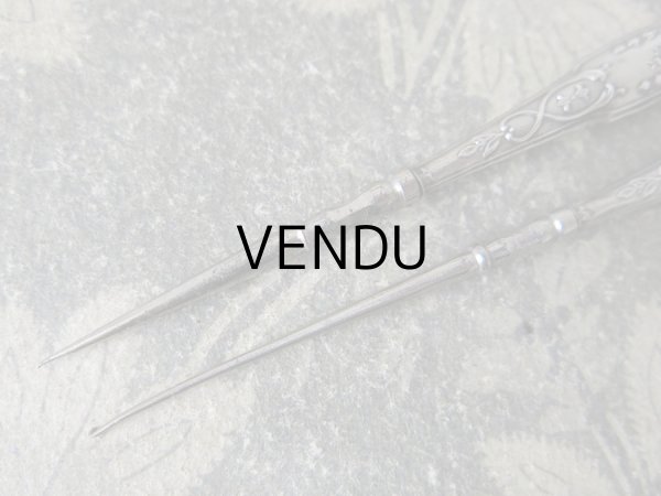 画像6: 1930年代 アンティーク シルバー製 リボン柄のソーイングセット 裁縫道具 (6)