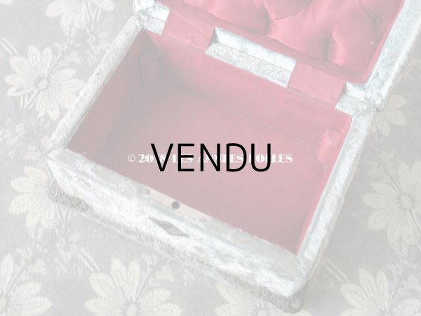 画像7: 19世紀末 アンティーク グレイッシュグリーンの裁縫箱 金具＆脚付き (7)