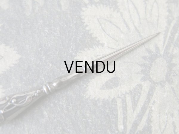 画像9: 1900年代 アンティーク シルバー製 ヤドリギの裁縫道具セット  (9)