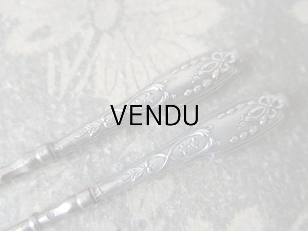 画像5: 1930年代 アンティーク シルバー製 リボン柄のソーイングセット 裁縫道具 (5)