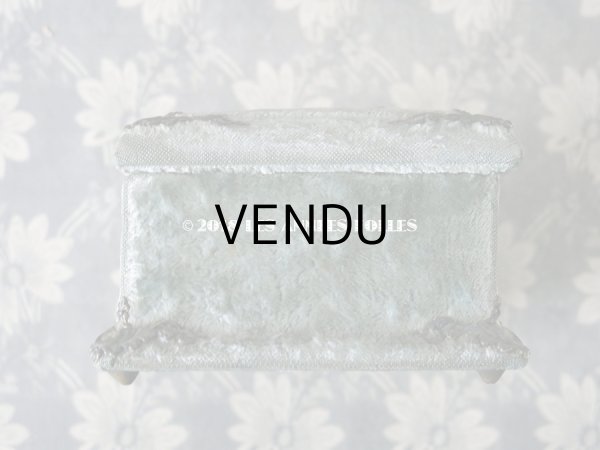 画像6: 19世紀末 アンティーク グレイッシュグリーンの裁縫箱 金具＆脚付き (6)