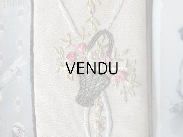 画像4: アンティーク リボン刺繍のフォトフレーム 薔薇の花かご＆薔薇とリボンのガーランド (4)