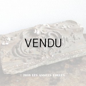 画像: アンティーク 石膏のオーナメント 
