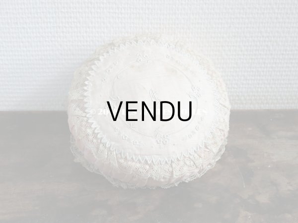 画像7: 1920年代 アンティーク モノグラム刺繍入り ピンクのクッション (7)