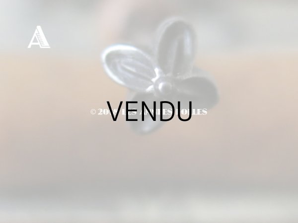 画像4: 19世紀 アンティーク こて 古いコサージュ店  造花 (4)