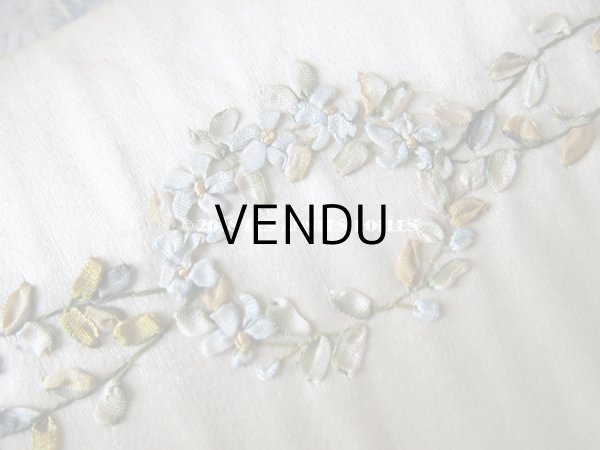 画像12: アンティーク リボン刺繍のフレーム 薔薇とリボン＆勿忘草のガーランド (12)