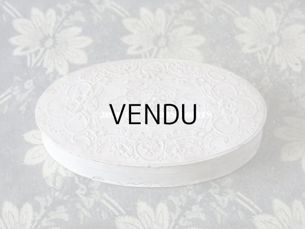 画像3: 19世紀 アンティーク チョコレートの紙箱 薔薇模様 (3)