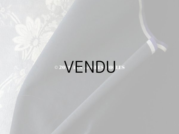 画像4: 19世紀末 アンティーク ファブリック シルク製 ベルベット 黒 72×50cm　 (4)