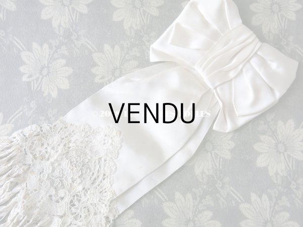 画像3: 1900年代 アンティーク ポワン・ド・ローズ＆デュセスレースの装飾入り コミュニオンの腕章　【ポワン・ド・ローズ】 (3)