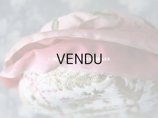 画像12: 【クリスマスセール2018対象外】 19世紀末 アンティーク ピンクッション 花かごのリボン刺繍  (12)