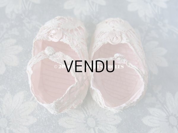 画像3: 1900年代 アンティーク  ドール用シューズ  淡いピンクのロココモチーフ付 (3)