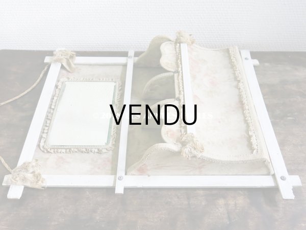 画像10: 1900年代 アンティーク　カルトナージュのラック ミラー付 フリル＆薔薇模様 (10)