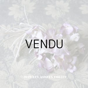 画像: アンティーク 薄紫の花のコサージュ