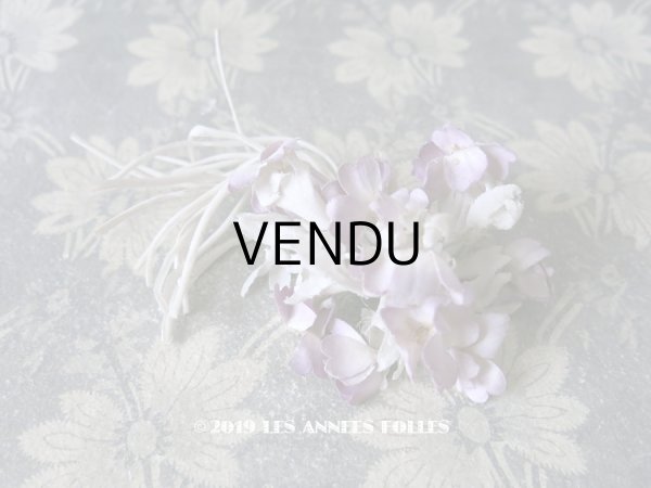 画像1: アンティーク 薄紫の花のコサージュ (1)