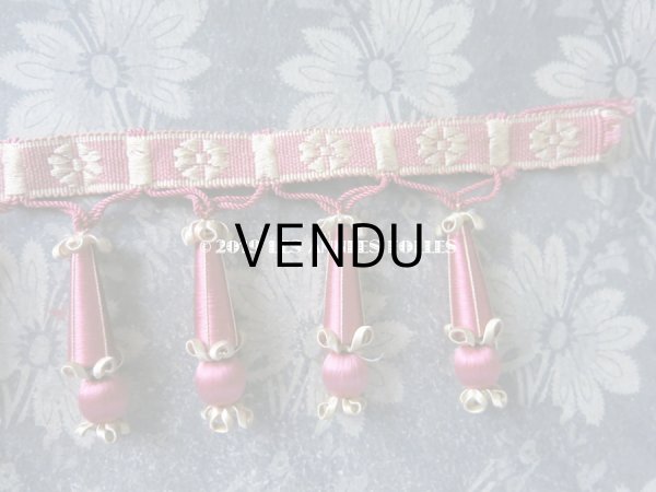 画像6: 19世紀 ナポレオン3世時代 アンティーク パスマントリー ピンク ポンポン (6)