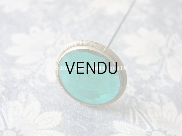 画像3: 1900年代 アンティーク ハットピン エパングル 大きなカット入りガラス エメラルドグリーン (3)