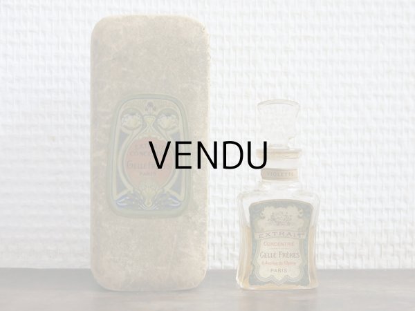 画像3:  アンティーク パフュームボトル 箱入り EXTRAIT CONCENTRE VIOLETTE - GELLE FRERES PARIS - (3)