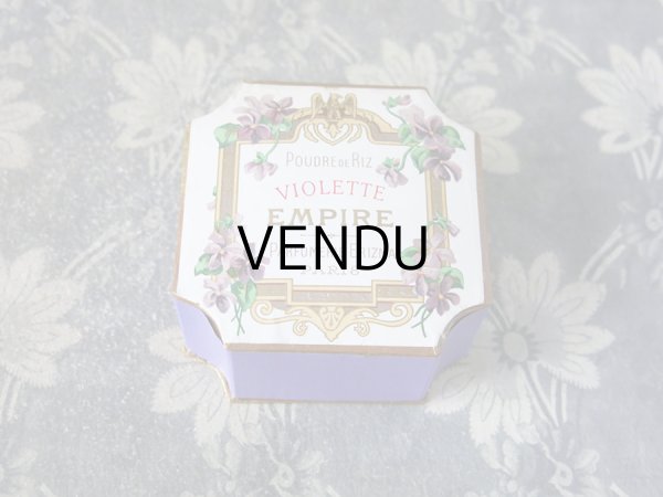 画像2: 未使用 アンティーク 菫のパウダーボックス POUDRE DE RIZ VIOLETTE EMPIRE - PARFUMERIE ERIZMA PARIS - (2)