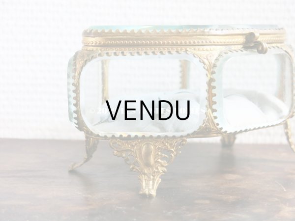 画像13: 19世紀 アンティーク 大きなジュエリーボックス 6角形　淡いブルーのクッション (13)