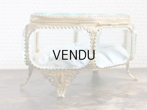 画像15: 19世紀 アンティーク 大きなジュエリーボックス 6角形　淡いブルーのクッション (15)