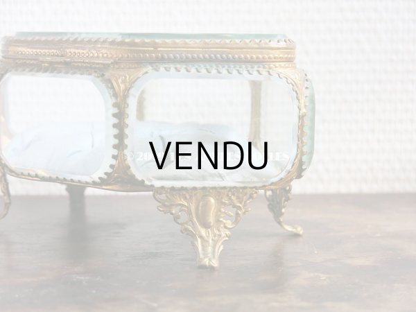 画像12: 19世紀 アンティーク 大きなジュエリーボックス 6角形　淡いブルーのクッション (12)