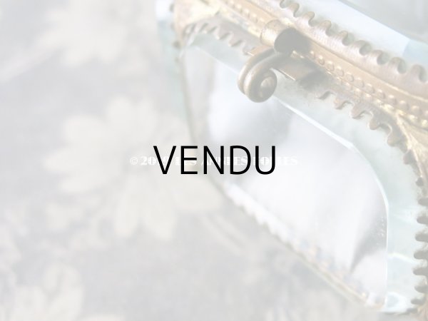 画像8: 19世紀 アンティーク 大きなジュエリーボックス 6角形　淡いブルーのクッション (8)