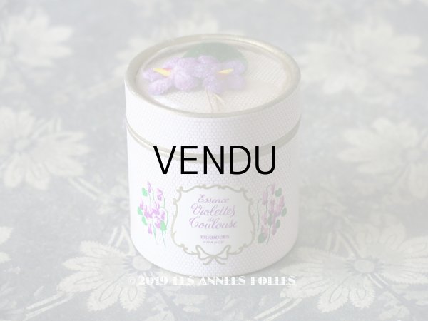 画像1: アンティーク 菫の布花入り 小さなパフュームボックス  ESSENCE VIOLETTES DE TOULOUSE - BERDOUES FRANCE - (1)