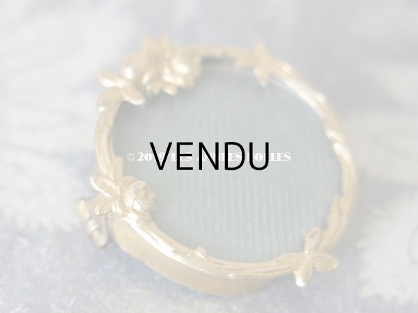 画像3: アンティーク 薔薇のフォトフレームのブローチ ゴールドプレート 刻印入り (3)