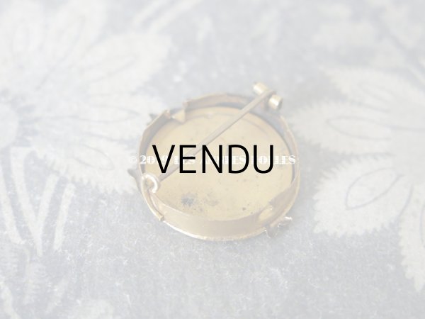 画像4: アンティーク 薔薇のフォトフレームのブローチ ゴールドプレート 刻印入り (4)