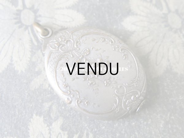 画像3: アンティーク シャトレーヌ用 ミラー リボンが結ばれた薔薇の花かご (3)