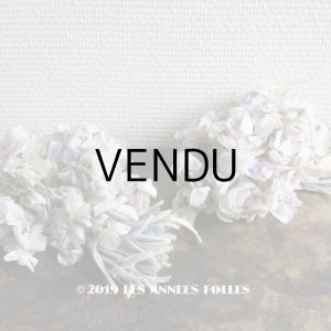 画像: アンティーク 薄紫色の布花 大きなブーケ