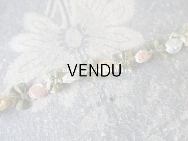 画像5: 1900年代 アンティーク シルク製 ロココトリム 3色の薔薇 ロココリボン 15cm (5)