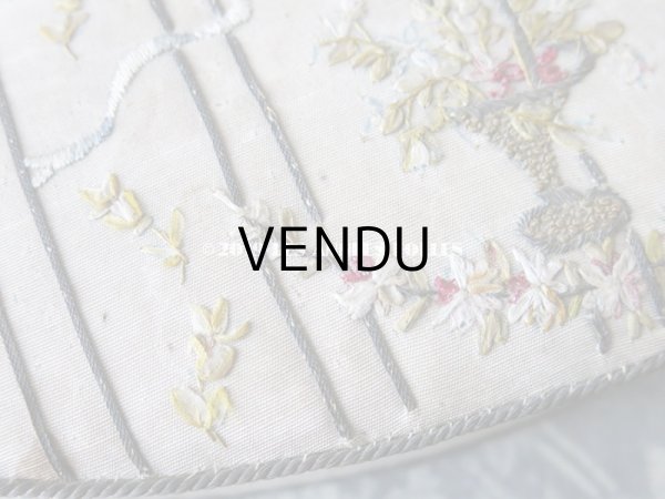 画像5: 1920年代 アンティーク リボン刺繍の カルトナージュボックス  (5)