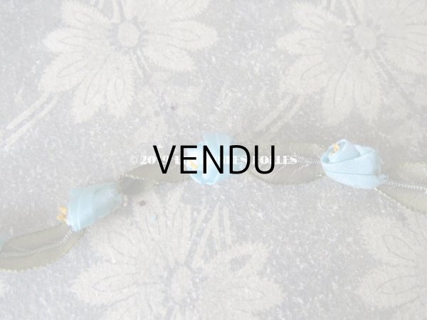 画像9: 1900年代 アンティーク シルク製 ロココトリム ブルーの薔薇 ロココリボン 38cm (9)