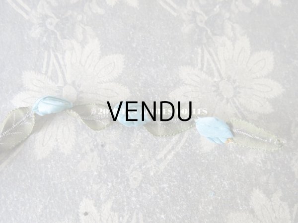画像6: 1900年代 アンティーク シルク製 ロココトリム ブルーの薔薇 ロココリボン 38cm (6)