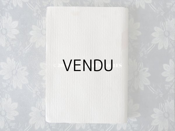 画像4: アンティーク ドラジェのお菓子箱 薔薇のガーランド＆ピンクのリボン (4)