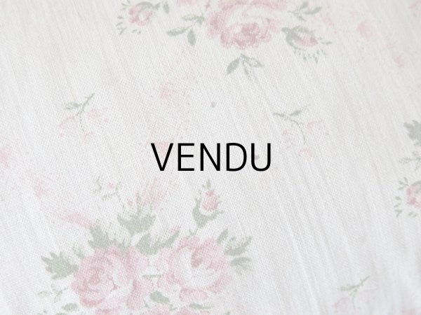 画像9: アンティーク クッション 薔薇模様のファブリック 淡いピンクのリボン付 (9)