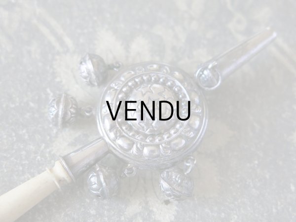 画像4: 19世紀 ナポレオン3世時代 アンティーク ラトル 星柄 シルバー＆ボーン製 (4)