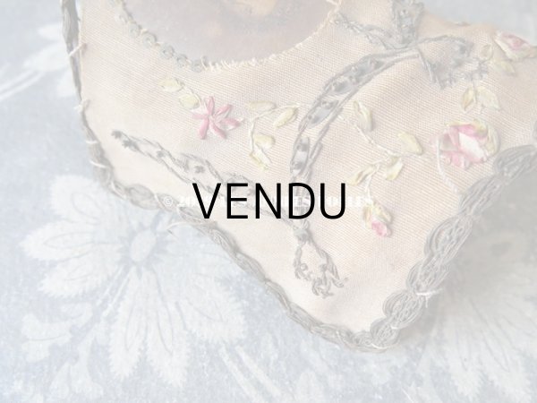 画像6: 19世紀 アンティーク  キャンドルシェード 薔薇のリボン刺繍 (6)