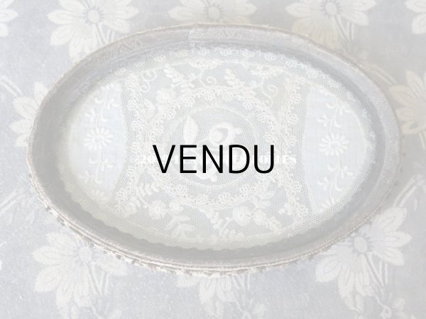 画像7: 1900年代 アンティーク 薔薇のロココトリム＆レースの装飾 ガラスの蓋の小物入れ　オールドローズ (7)