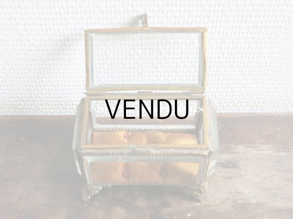 画像6: 19世紀 アンティーク ジュエリーボックス　ロカイユ装飾の脚 オレンジのシルクサテンのクッション (6)