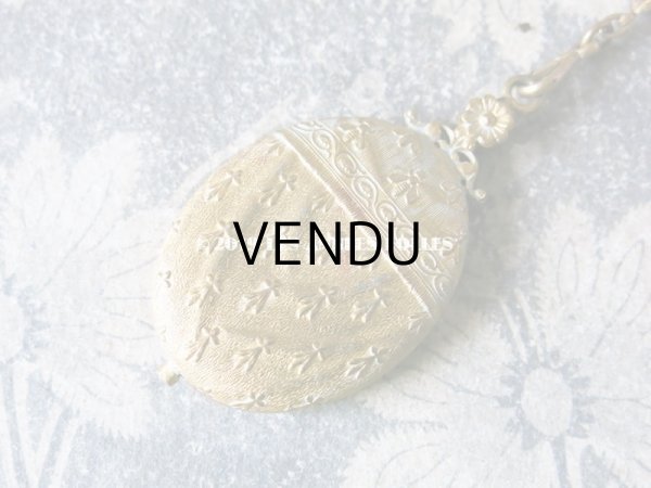 画像9: 19世紀 アンティーク シャトレーヌ ナポレオンの蜜蜂の紋章 & エルミンの紋章 CHATELAINE POMPONNE (9)