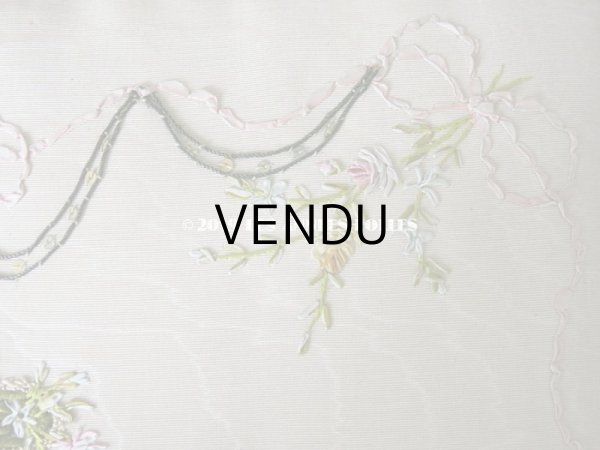 画像8: 1900年代 アンティーク リボン刺繍 大きなカルトナージュボックス　 (8)